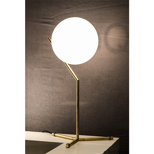 IC T1 HIGH, Flos (Michael Anastassiades)